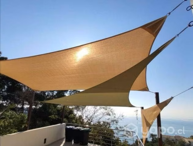 Últimos Toldo triangular 2x2x2