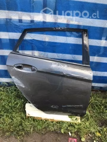 Puerta Trasera RH Ford Fiesta