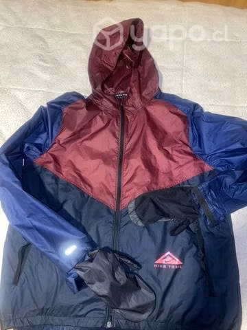 Chaqueta Nike trail