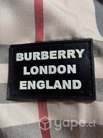camisa y gorro burberry