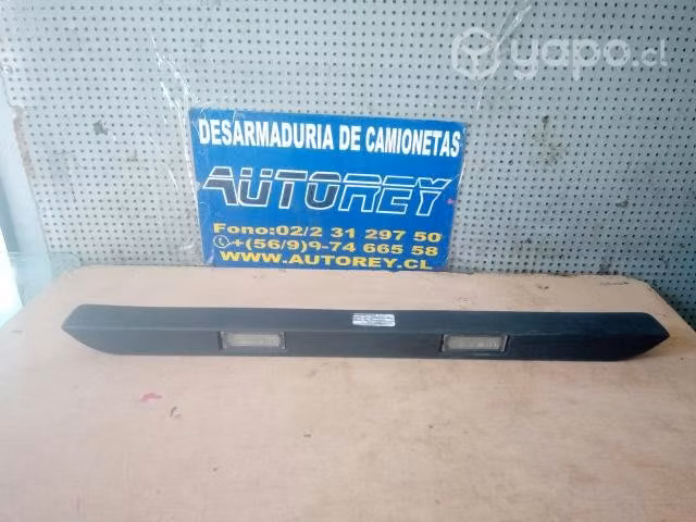 Moldura patente con farol Peugeot Boxer 2012