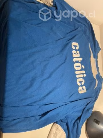 Polera UC entrenamiento firmada plantel 2017/2018
