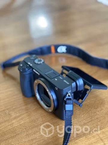 Camara profesional Sony 6400, y lente Yongnuo 50mm