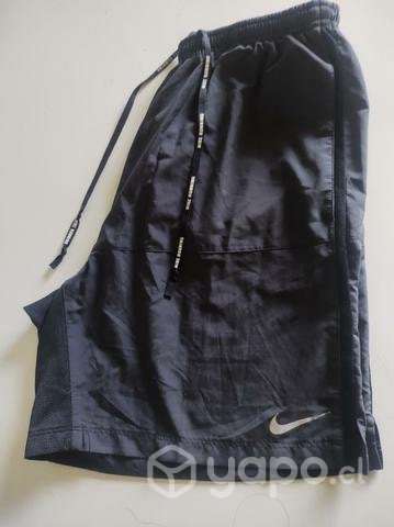 SHORT LIPPI Y NIKE Talla M - Imagen 4