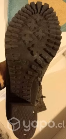 Botas de cuero y reno - Imagen 2