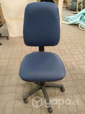 Mueble 31: silla operativa ergonomica