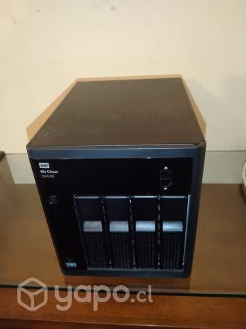 My Cloud EX4100, con 1 DD de 4TB y 1 de 2TB
