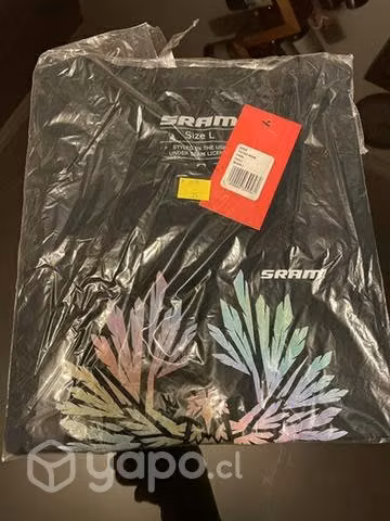 Poleras Sram