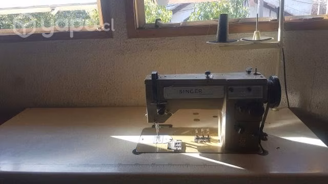 Máquina de coser industrial Singer recta y zig zag