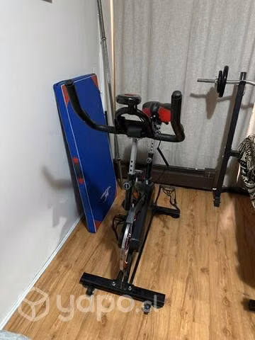 Bicicletea de spinning