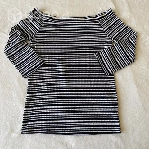 Lote de ropa de marca para mujer - Imagen 2