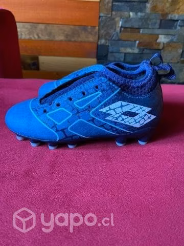 Zapatos de fútbol niño