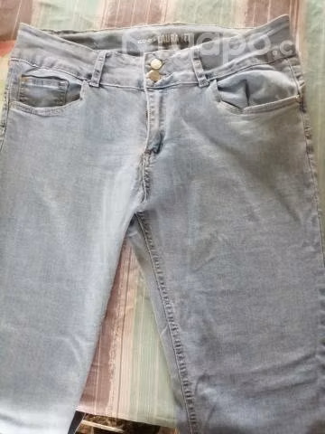 Jeans nuevos de mujer