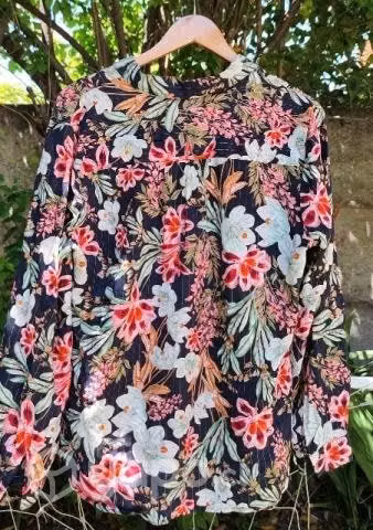 Blusas cacharel