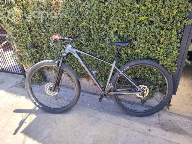 Bicicleta Scott Scale 970 2021