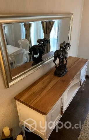 Biffet de madera estilo normando