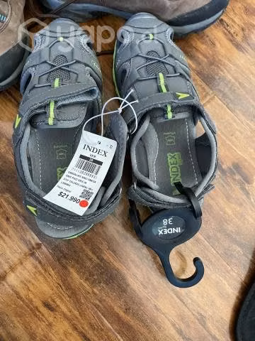 Sandalias