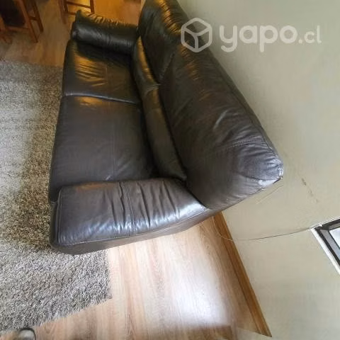 Sofa negro ecocuero