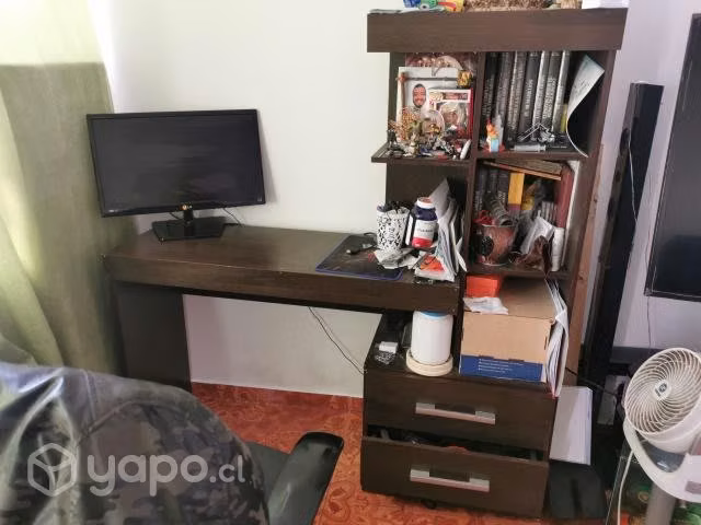 Escritorio con librero