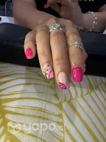Manicure en Acrílico