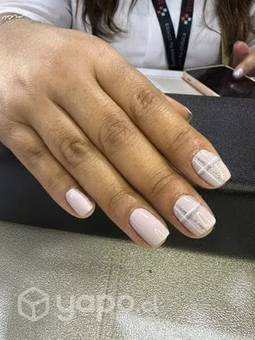 Manicure en Acrílico