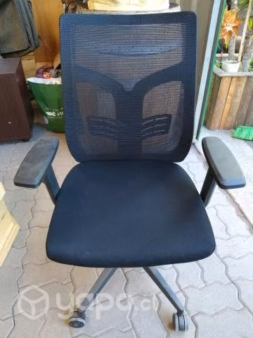 Mueble 17: sillon ejecutivo