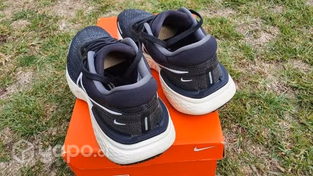 Nike invincible run 11us, 29cm