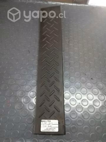 Cubre zocalo trasero derecho Ford F150 5.4