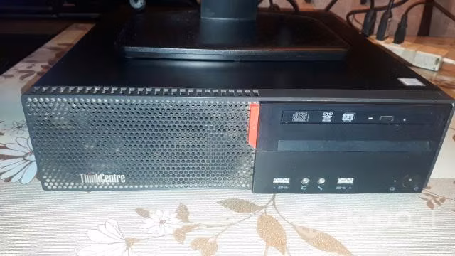 COMPUTADOR LENOVO i3 6ta GENERACIÓN