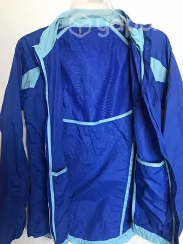 Cortaviento Diadora