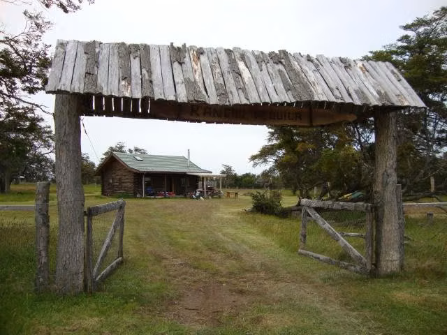 parcela con cabaña sector agua fresca