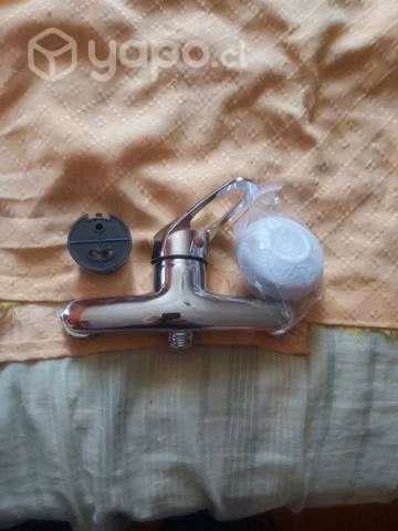 Grifo de llsve de agua - Imagen 3