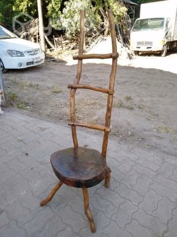 Mueble 09: silla rustica