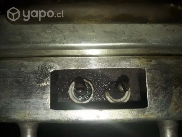 Antiguo esterilizador instrumental médico 1960,