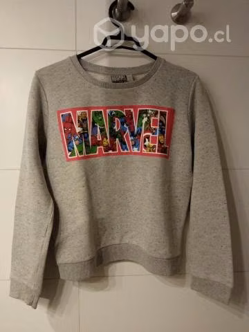 Polerones, polera y chaqueta. BUEN ESTADO