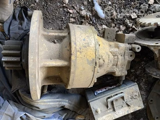 Motor de giro excavadora Caterpillar modelo 320