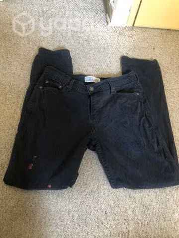 Pantalón tipo destroyer talla 40