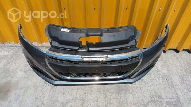 Parachoque completo peugeot 208 año 2017