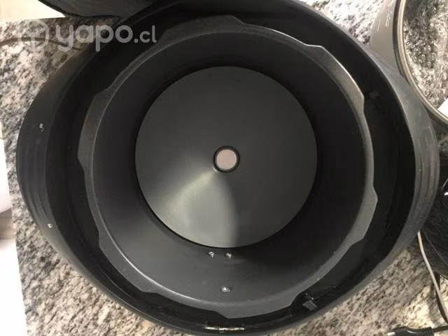 Olla multiuso oster 4801, sin uso