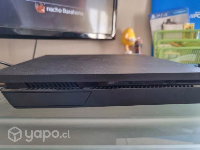 Ps4 slim de 1tb más 1 juego y control