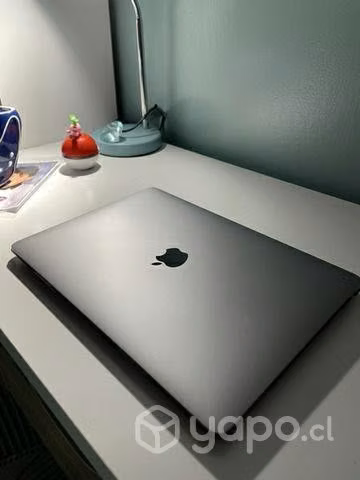 MacBook Air 13"