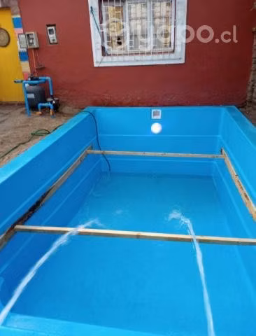 Piscinas de fibra de vidrio y más