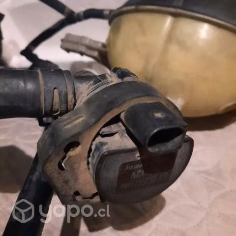 Depósito de agua Mercedes benz