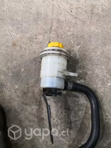 Deposito liquido hidráulico Mahindra xuv 500
