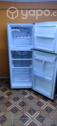Refrigerador Samsung no frost TRASLADO INCLUIDO - Imagen 2