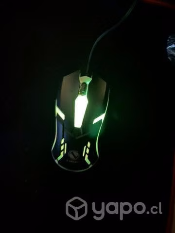 Teclado y mouse gamer