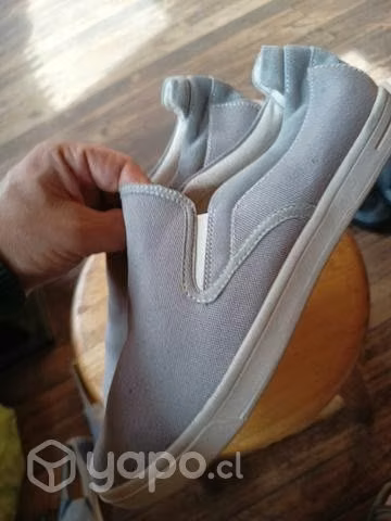 Zapatillas ugg nuevas - Imagen 2