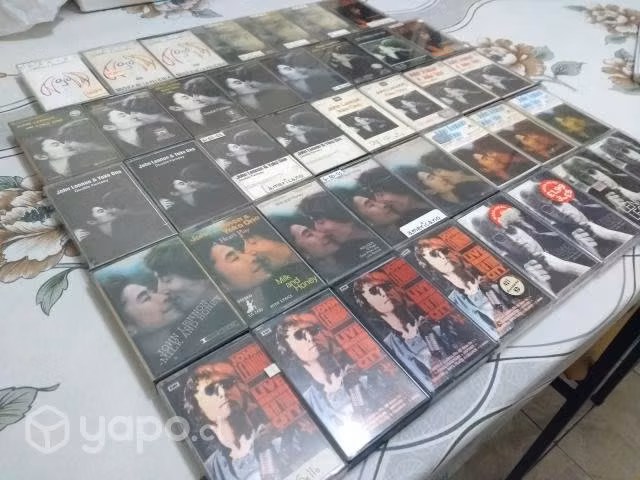 Mt18: pack tapes john lennon