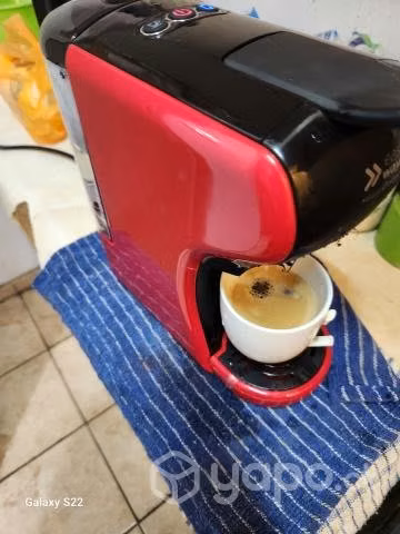 Cafetera cápsulas dos en uno