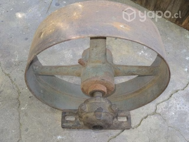 Antigua Rueda o Volante De Maquina Con Eje